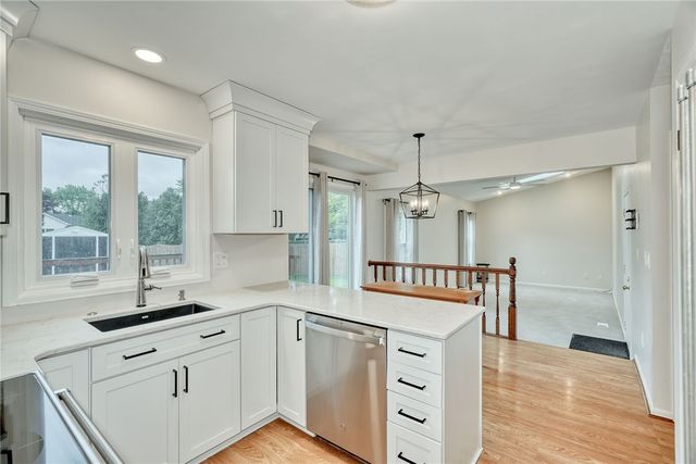 37 Pennicott Circle, Penfield, NY 14526