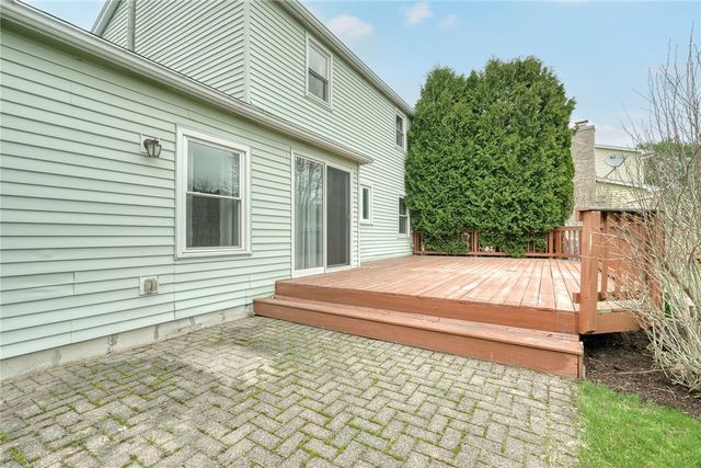 37 Pennicott Circle, Penfield, NY 14526