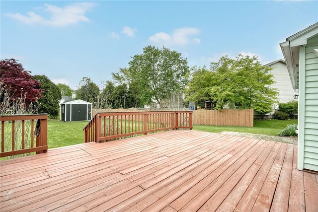 37 Pennicott Circle, Penfield, NY 14526