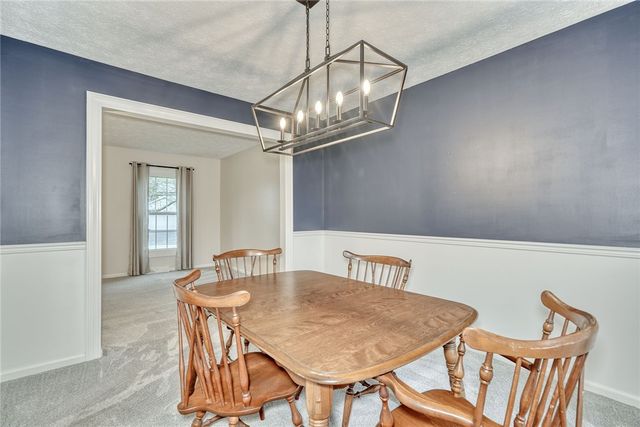 37 Pennicott Circle, Penfield, NY 14526
