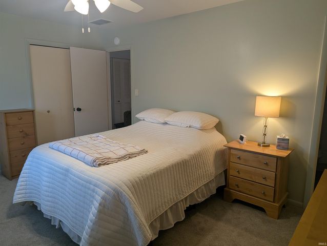 5533 S Wayne Ave Apt D, Fort Wayne, IN 46807