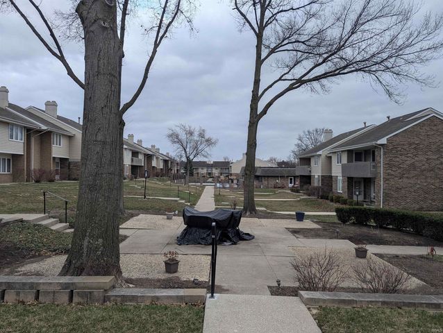 5533 S Wayne Ave Apt D, Fort Wayne, IN 46807
