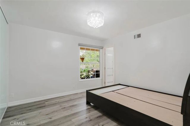22515 Haynes, West Hills, CA 91307