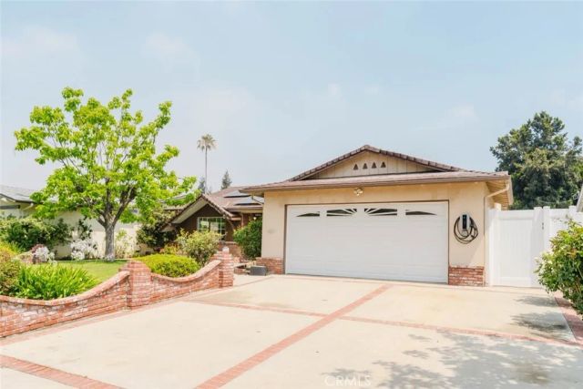22515 Haynes, West Hills, CA 91307
