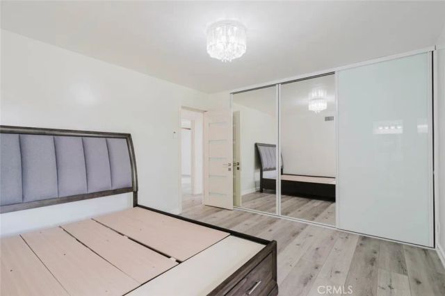 22515 Haynes, West Hills, CA 91307