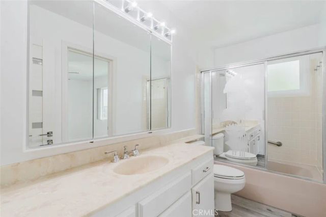 22515 Haynes, West Hills, CA 91307