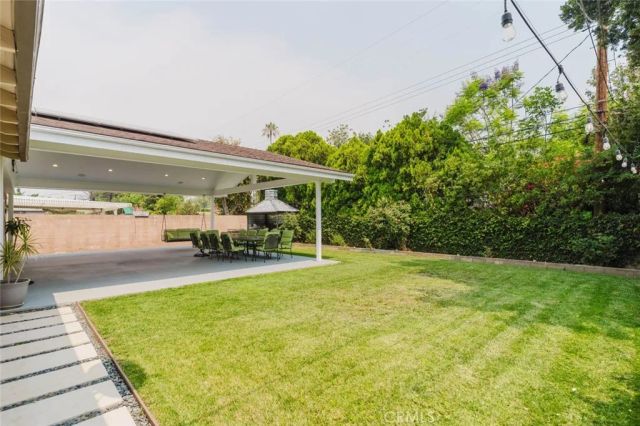 22515 Haynes, West Hills, CA 91307