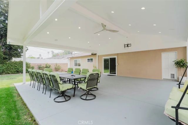 22515 Haynes, West Hills, CA 91307