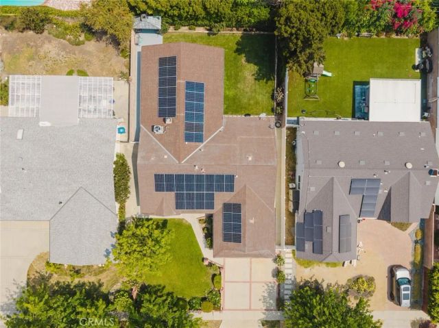 22515 Haynes, West Hills, CA 91307