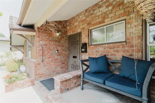 22515 Haynes, West Hills, CA 91307