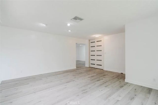 22515 Haynes, West Hills, CA 91307