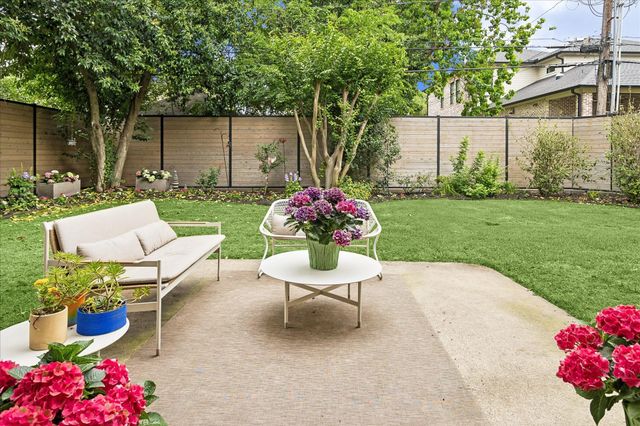 2514 Mcclendon Street, Houston, TX 77030