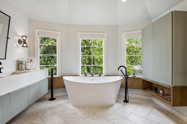 2514 Mcclendon Street, Houston, TX 77030