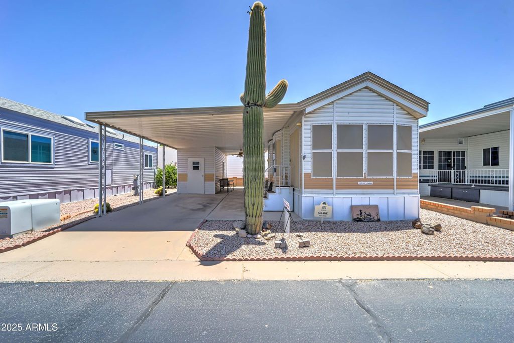 111 S GREENFIELD Road 405, Mesa, AZ 85206