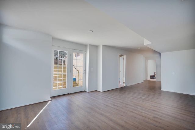 6671 CLARKES MEADOW DR, Bealeton, VA 22712