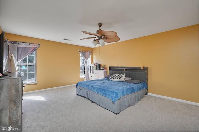 6671 CLARKES MEADOW DR, Bealeton, VA 22712