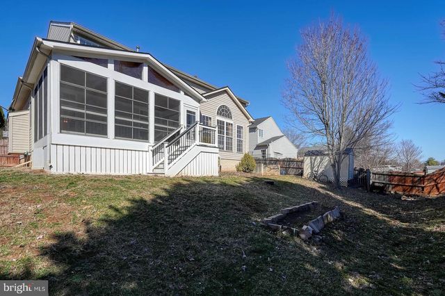 6671 CLARKES MEADOW DR, Bealeton, VA 22712