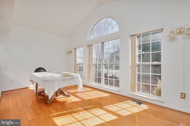 6671 CLARKES MEADOW DR, Bealeton, VA 22712