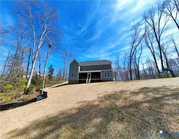 4041 Tredon Rd, Mechanicsville, VA 23111