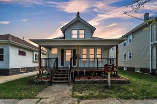 1235 Grove AVENUE, Racine, WI 53405