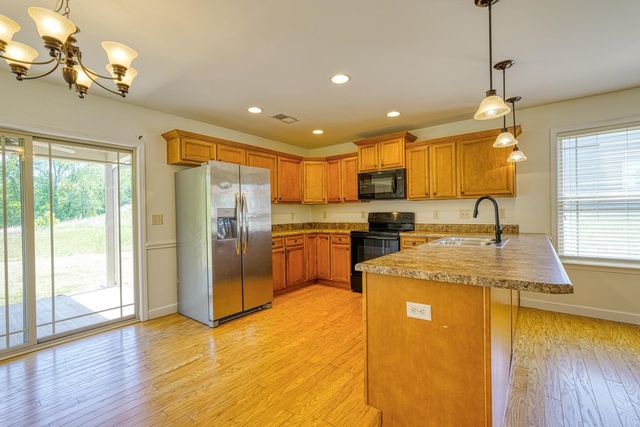 343 Robin Helton Drive, Boiling Springs, SC 29316