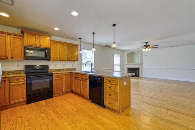 343 Robin Helton Drive, Boiling Springs, SC 29316