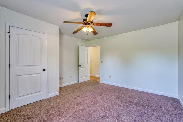 343 Robin Helton Drive, Boiling Springs, SC 29316