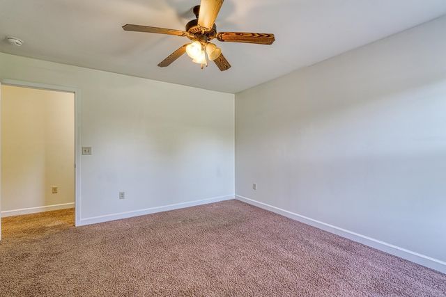 343 Robin Helton Drive, Boiling Springs, SC 29316