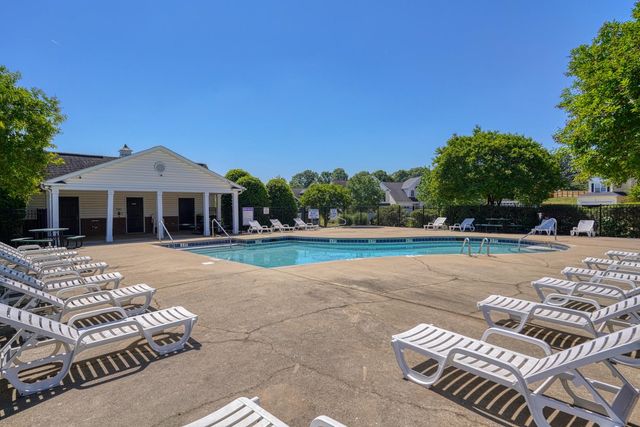 343 Robin Helton Drive, Boiling Springs, SC 29316