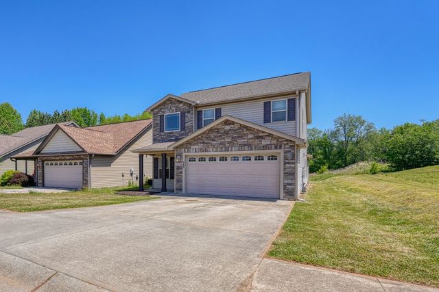 343 Robin Helton Drive, Boiling Springs, SC 29316