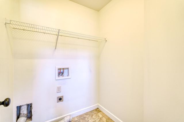 343 Robin Helton Drive, Boiling Springs, SC 29316