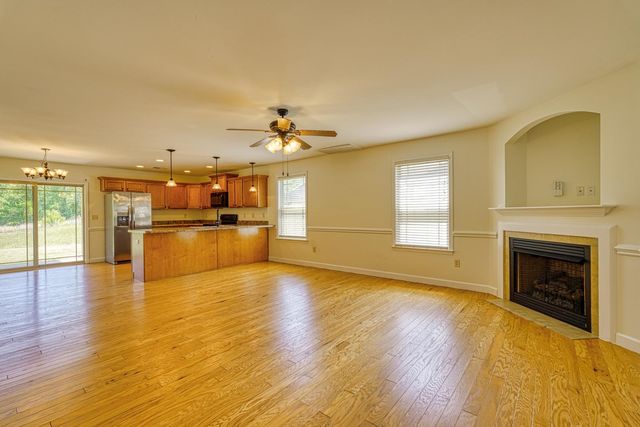 343 Robin Helton Drive, Boiling Springs, SC 29316