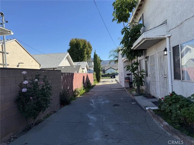 1953 N Parish Place, Burbank, CA 91504