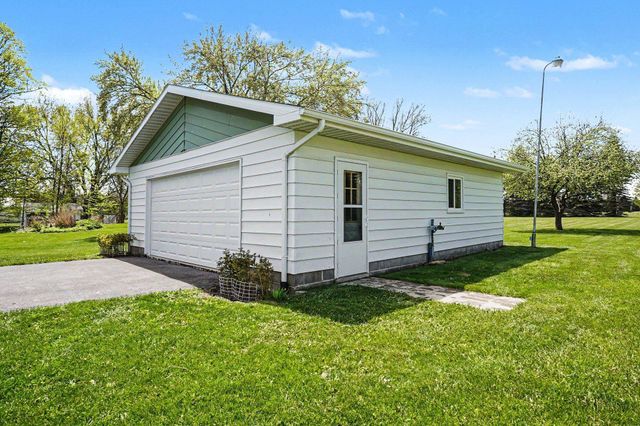 1921 N Huron Road, Tawas City, MI 48763
