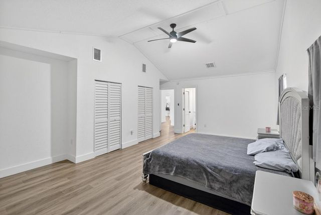 800 N CHURCH AVENUE, Mulberry, FL 33860