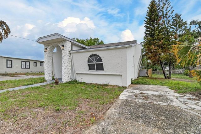 800 N CHURCH AVENUE, Mulberry, FL 33860
