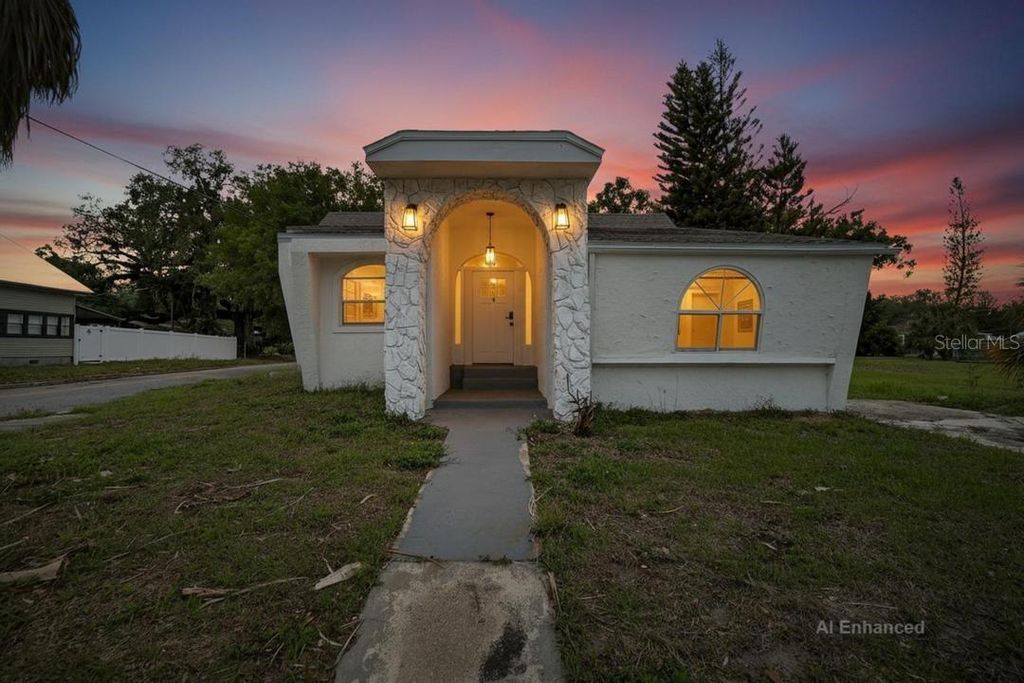 800 N CHURCH AVENUE, Mulberry, FL 33860