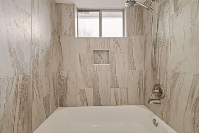 1418 Sheffield Drive, Missouri City, TX 77459