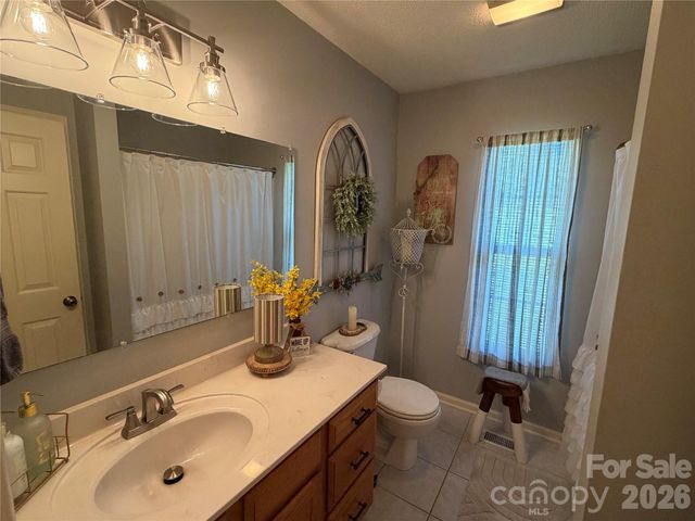 110 E Pine Street, Maiden, NC 28650
