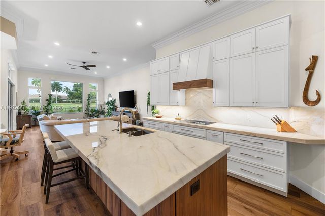 2589 Mayfair Ln 0, Weston, FL 33327