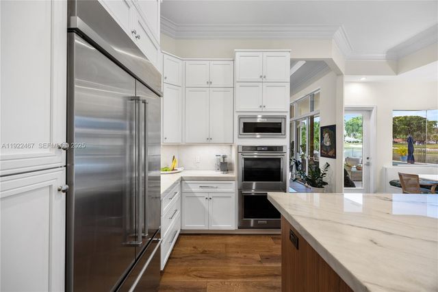 2589 Mayfair Ln 0, Weston, FL 33327