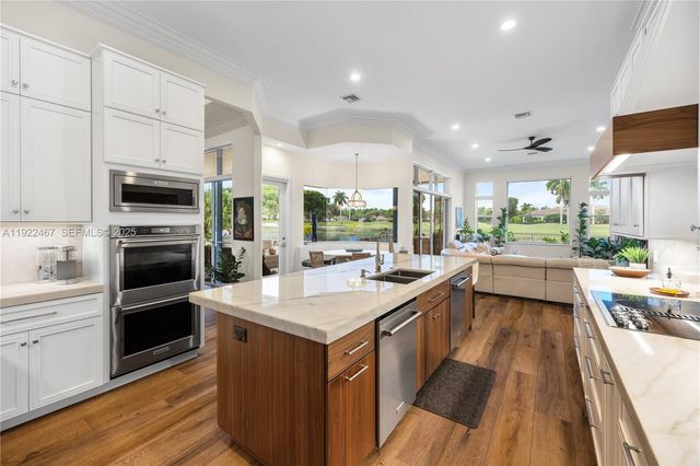 2589 Mayfair Ln 0, Weston, FL 33327