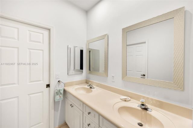 2589 Mayfair Ln 0, Weston, FL 33327