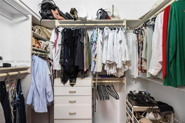 2589 Mayfair Ln 0, Weston, FL 33327