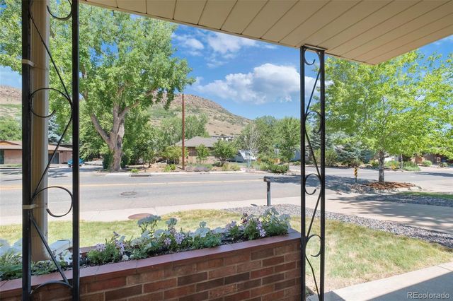 1102 N Ford Street N, Golden, CO 80403