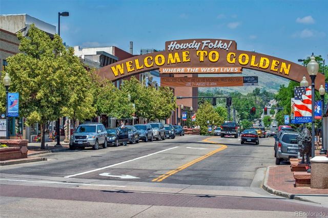 1102 N Ford Street N, Golden, CO 80403