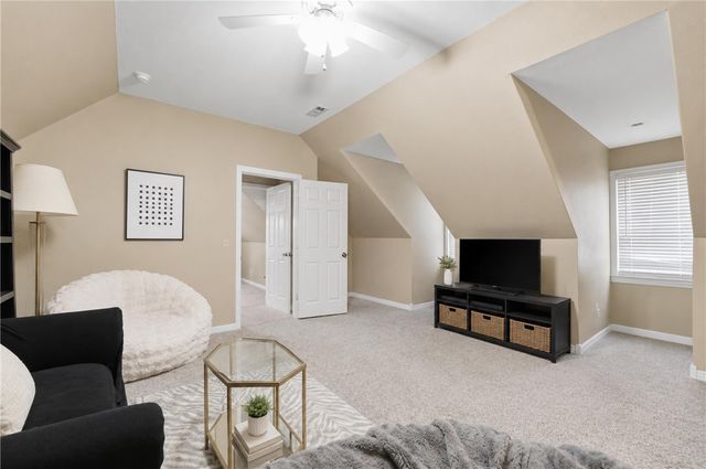 790 E Emerson Lane, Fayetteville, AR 72701