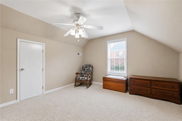 790 E Emerson Lane, Fayetteville, AR 72701