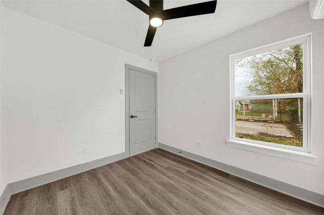 4331 Herridge Street, Houston, TX 77022