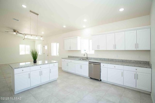 1821 Circulo Mexicali, Rio Rico, AZ 85648